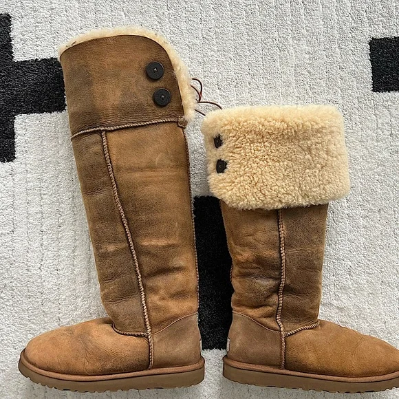 Rare! UGG over the knee Bailey Button Sz
